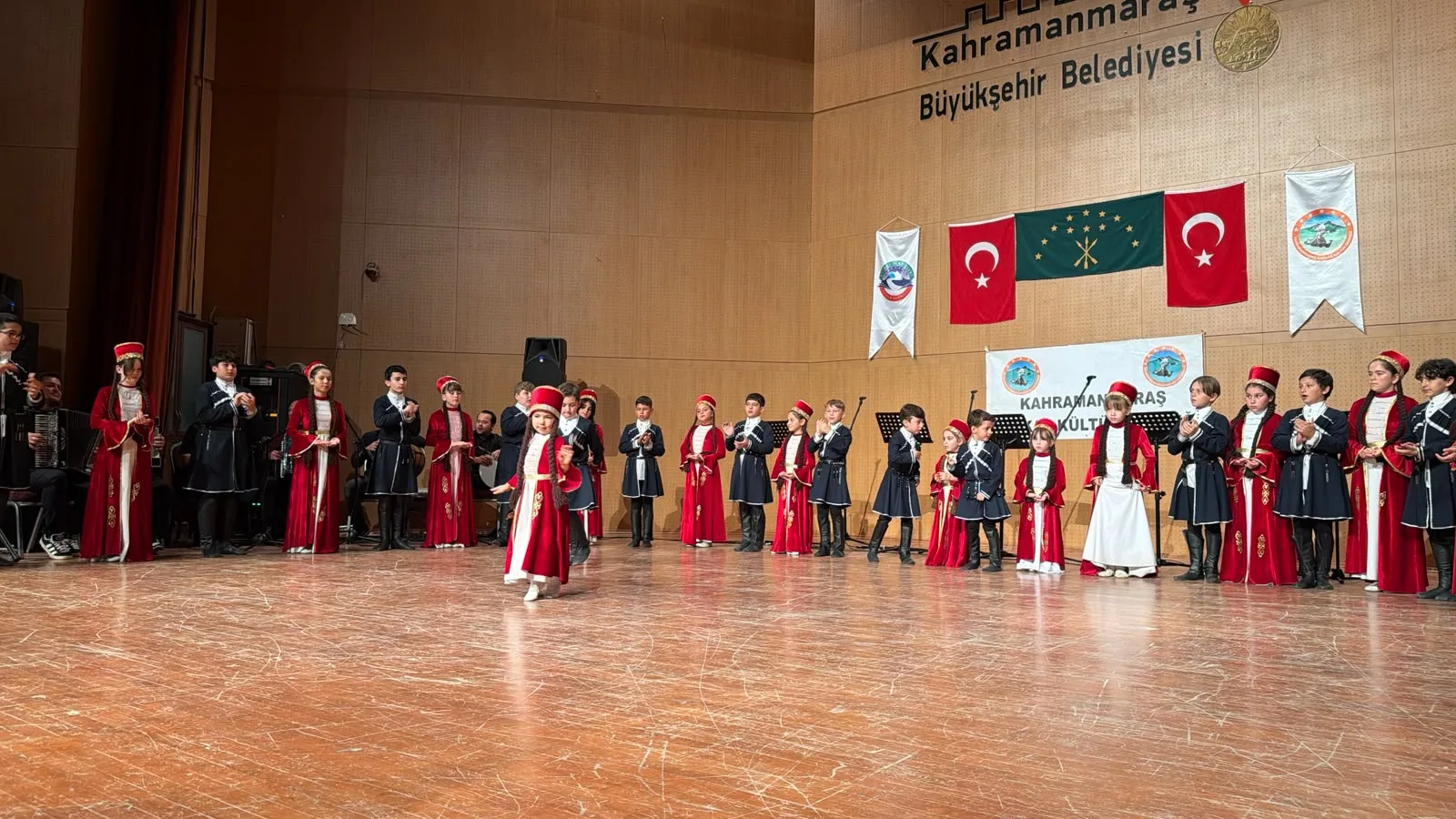 Kahramanmaraş’ta Kafkasya rüzgarı esti!
