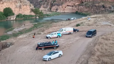 Akrabalarının nikah merasiminden sonra yakınlarıyla Göksu Çayı'na pikniğe giden ve