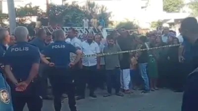 Hafif ticari aracın çarptığı 2 yaşındaki Abdullah Önek yaşamını yitirdi.