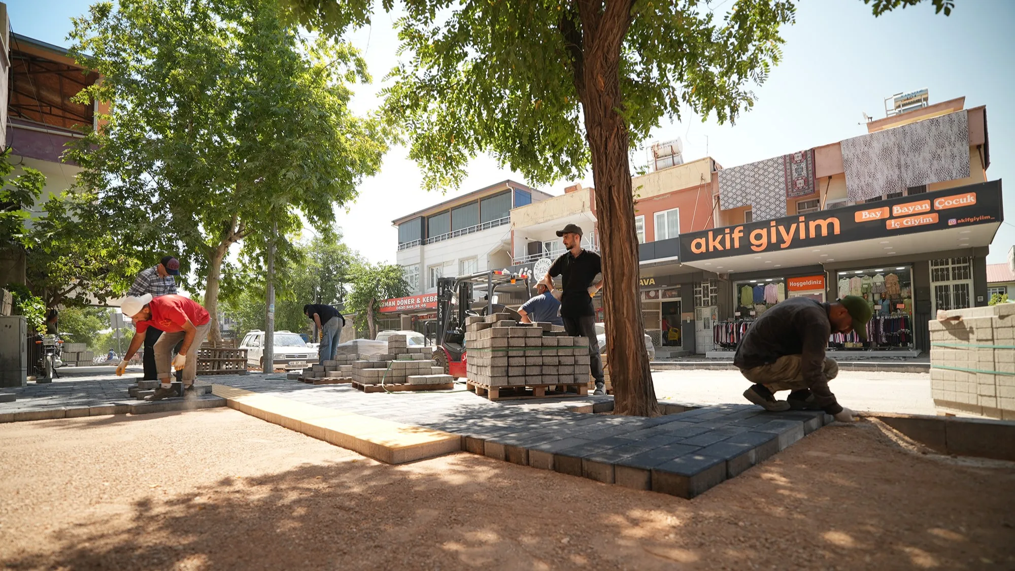Dulkadiroğlu Hacı Murat Caddesi Modern Görünüme Kavuşuyor