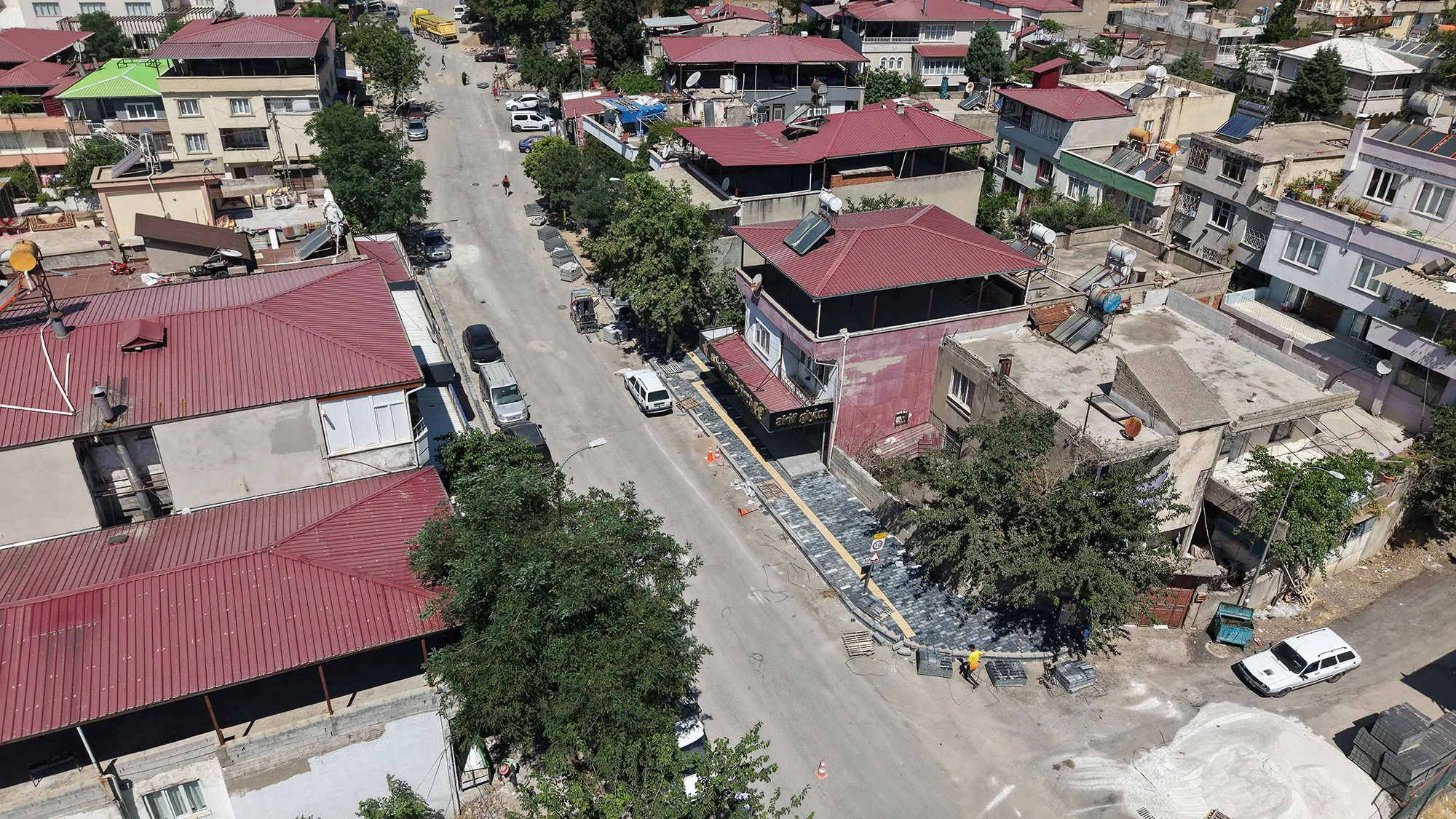 Dulkadiroğlu Hacı Murat Caddesi Modern Görünüme Kavuşuyor