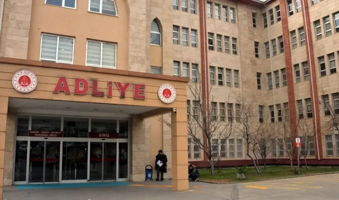 Kahramanmaraş Cumhuriyet Başsavcılığı koordinesinde yürütülen soruşturma kapsamında 5 ayrı adrese