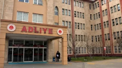 Kahramanmaraş Cumhuriyet Başsavcılığı koordinesinde yürütülen soruşturma kapsamında 5 ayrı adrese