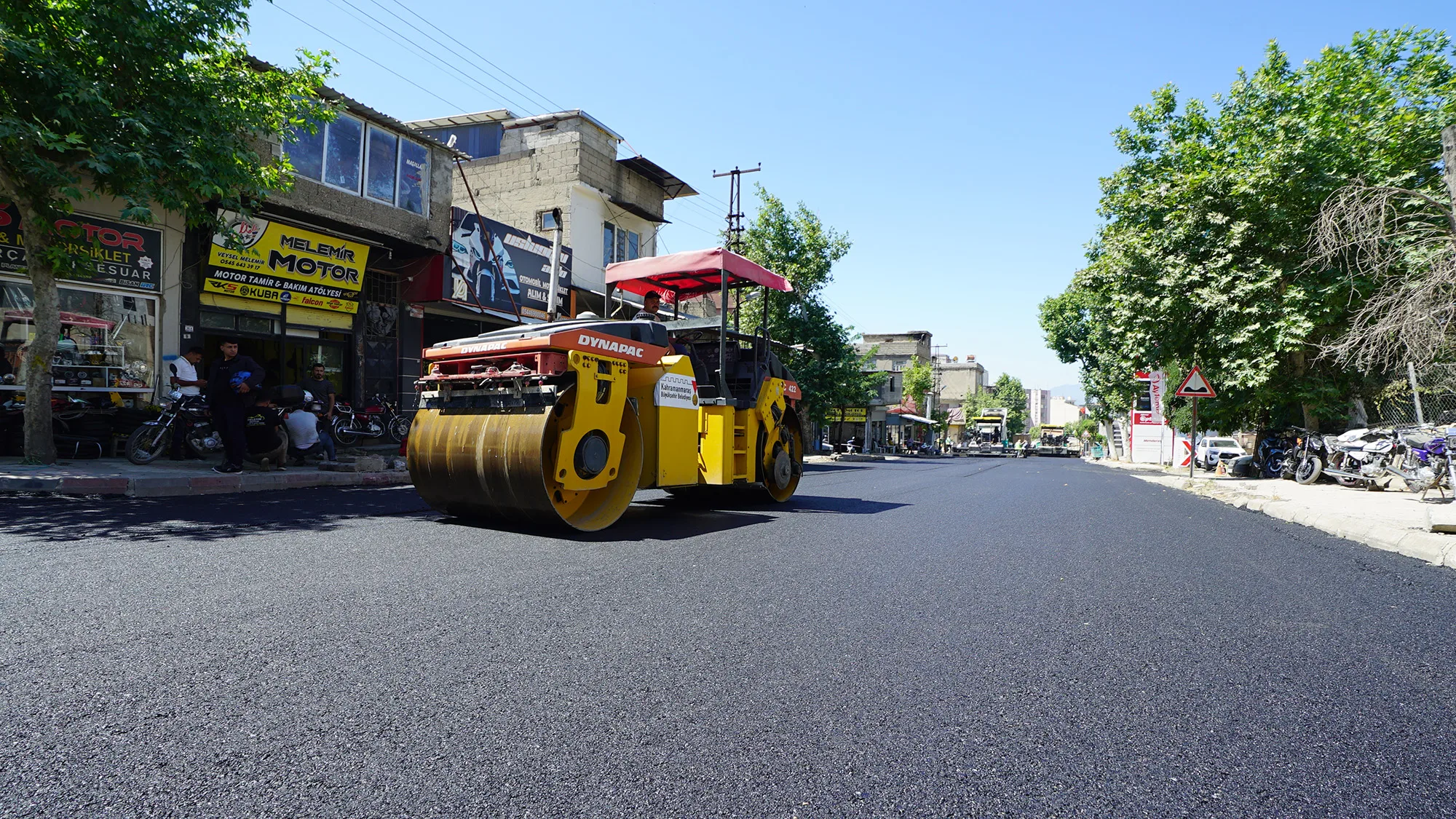Eski Sanayi Sitesinin Yolları Bir Bir Asfaltlanıyor