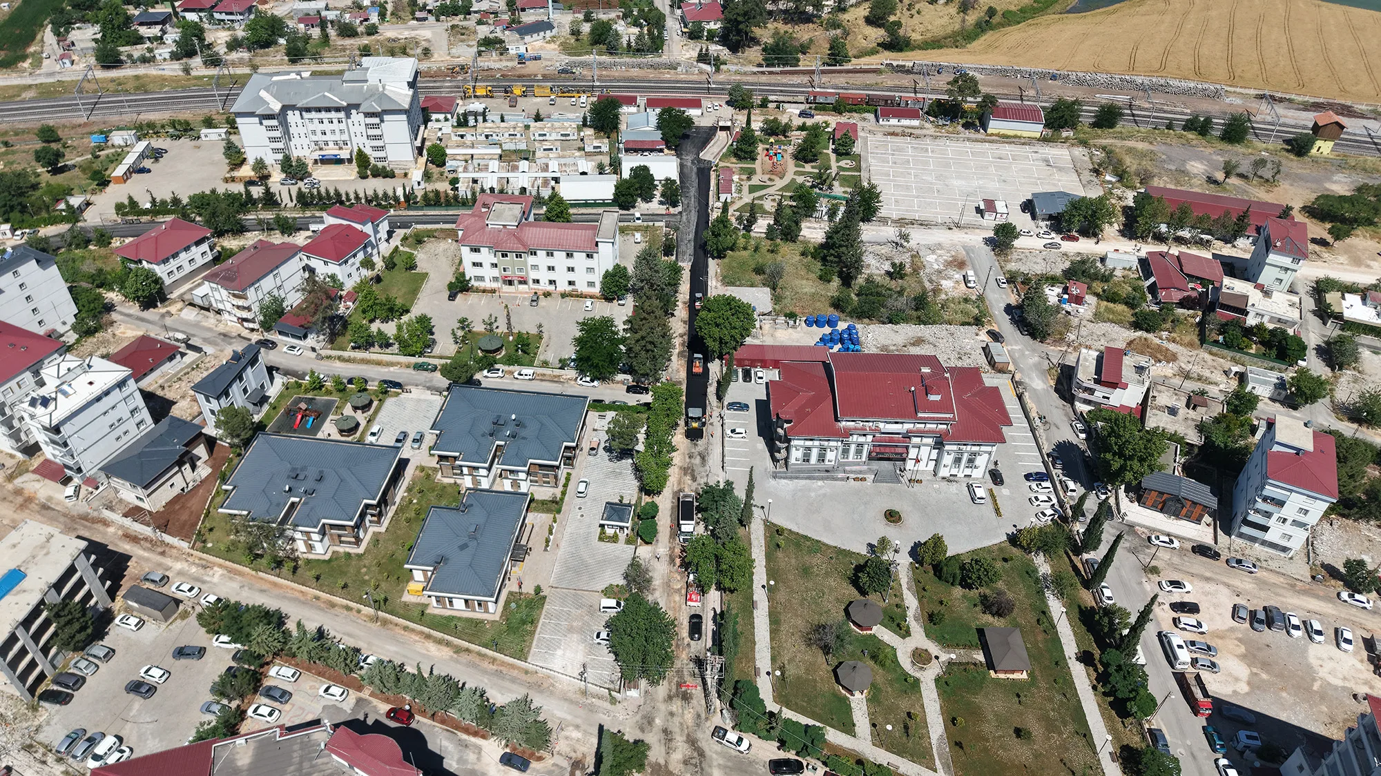 Pazarcık’ta asfalt seferberliği start aldı!