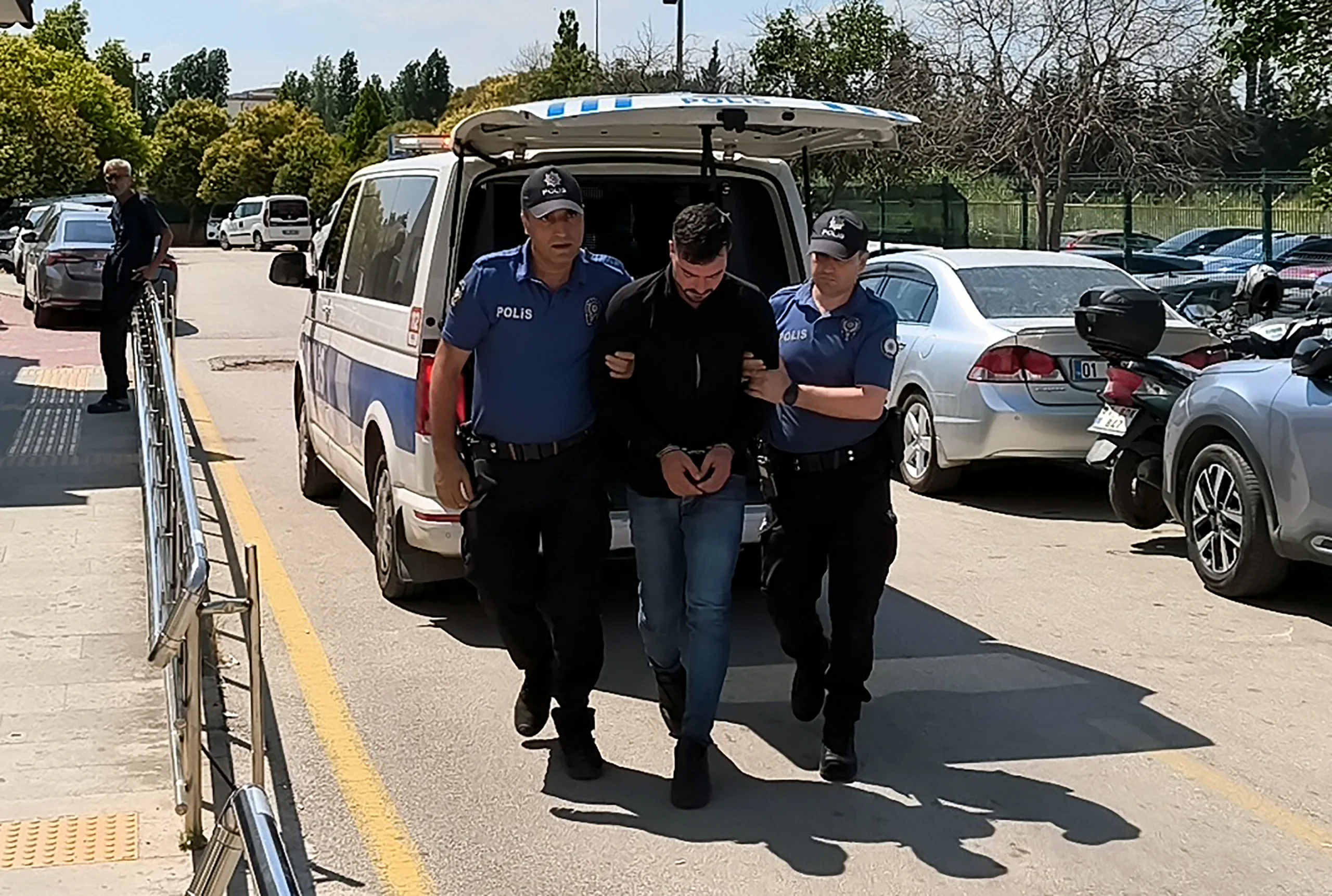 İzne geldi, 2 kişiyi yaraladı: Uzman çavuş tutuklandı!
