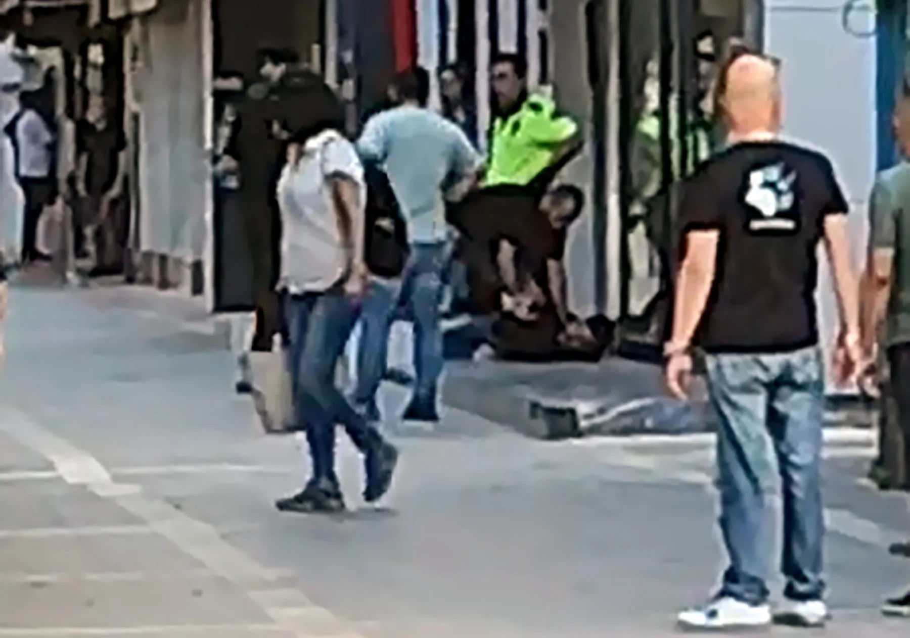 İzne geldi, 2 kişiyi yaraladı: Uzman çavuş tutuklandı!