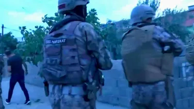 Kahramanmaraş Emniyet Müdürlüğü ekipleri, düzenlendiği operasyonlarda çok sayıda uyuşturucu madde