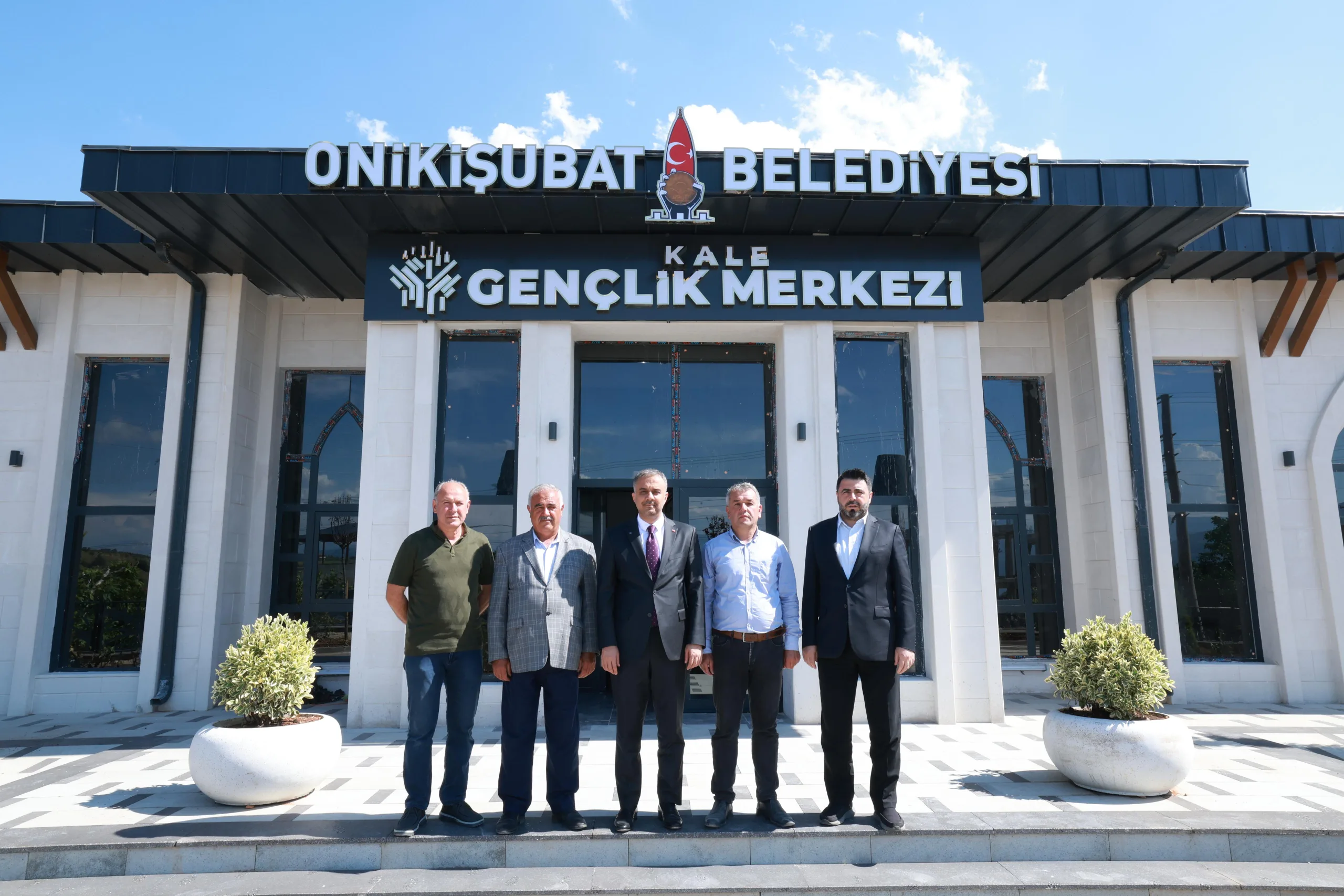 Hayaller Bu Merkezde Büyüyecek: Gençliğin Yeni Kalesi Açılıyor!