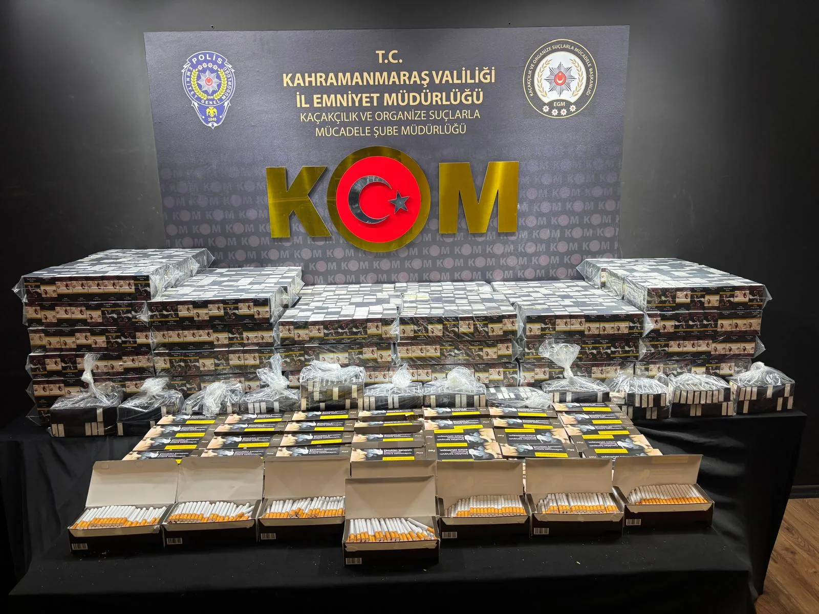 Kahramanmaraş Emniyet Müdürlüğü, düzenlediği operasyonlarda 150 bine yakın kaçak sigara