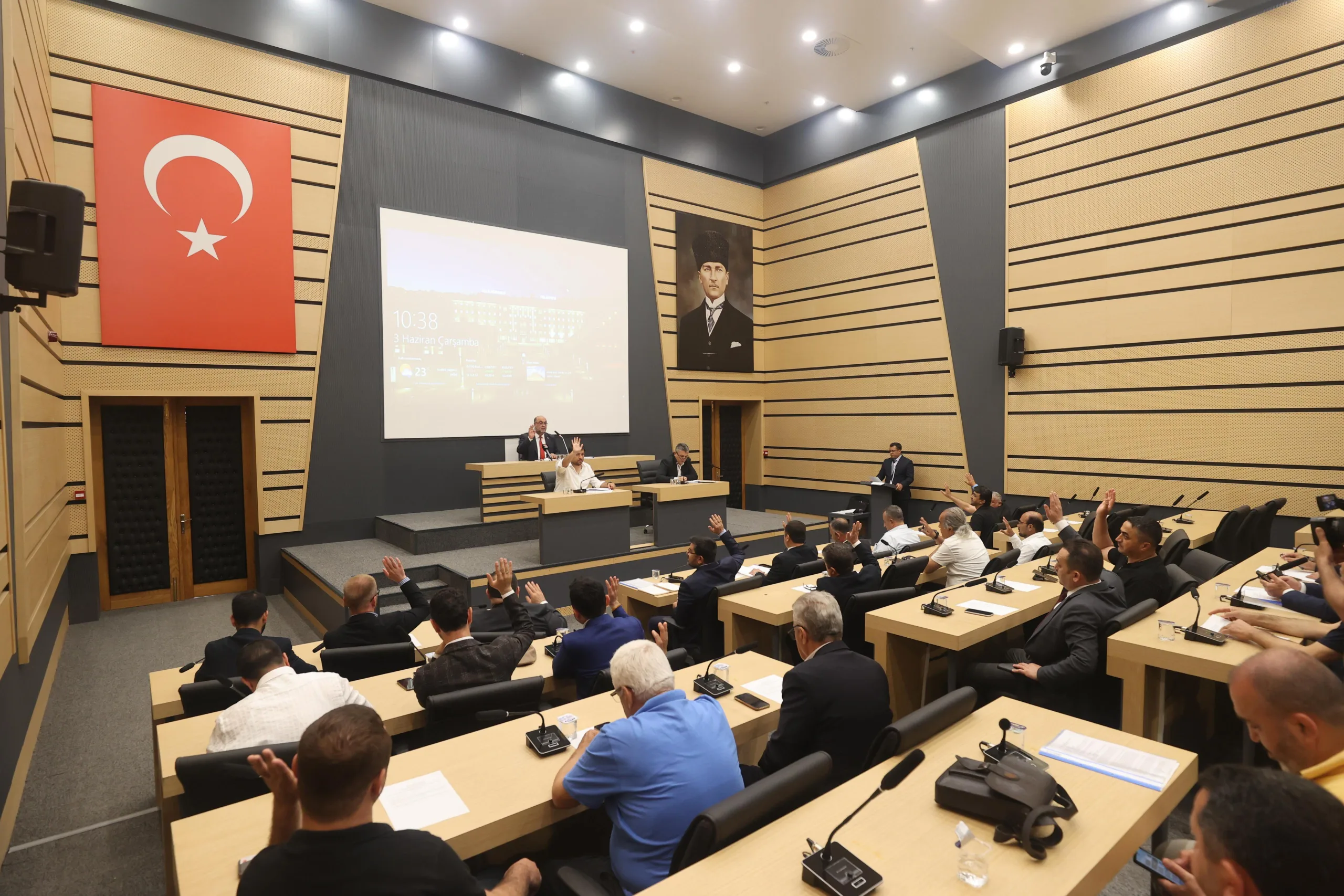 Dulkadiroğlu Meclisi Toplandı: Elektrikli Araçlar İçin Kritik Adım!