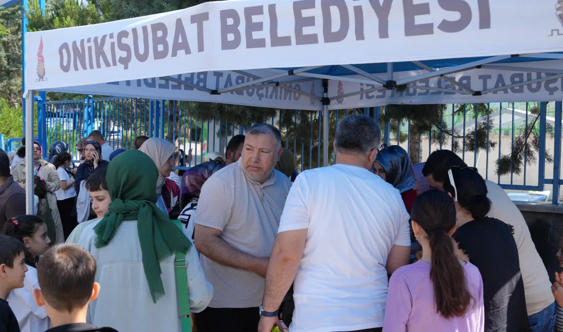 Kahramanmaraş’ın Onikişubat ilçesinde binlerce öğrenci Liselere Geçiş Sistemi (LGS) Sınavı’nda