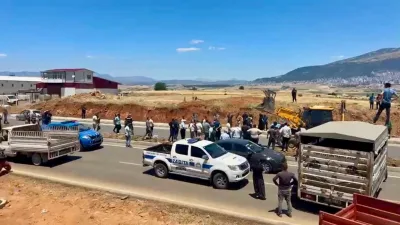 Kahramanmaraş’ın Onikişubat ilçesinde, imara aykırı olduğu gerekçesiyle kaçak yapılar hakkında