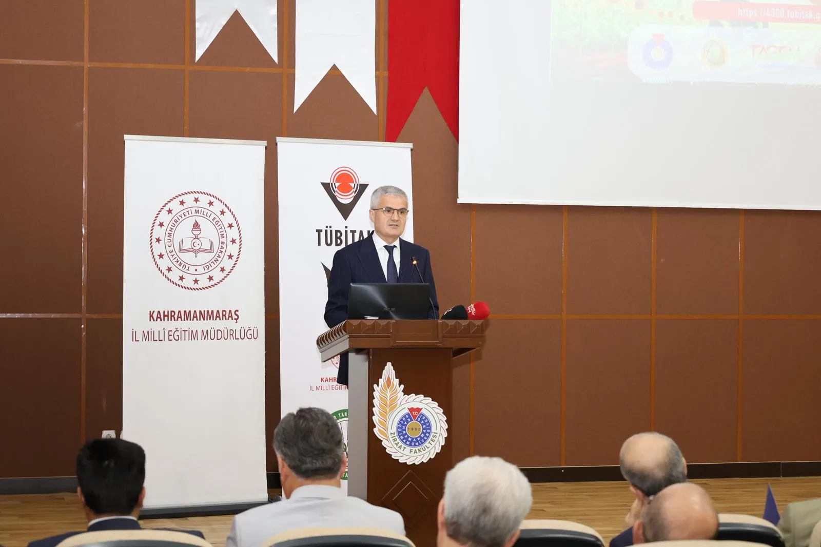 TÜBİTAK tarafından desteklenen "Sürdürülebilir Tarım ve Yeşil Gelecek" projesi başladı