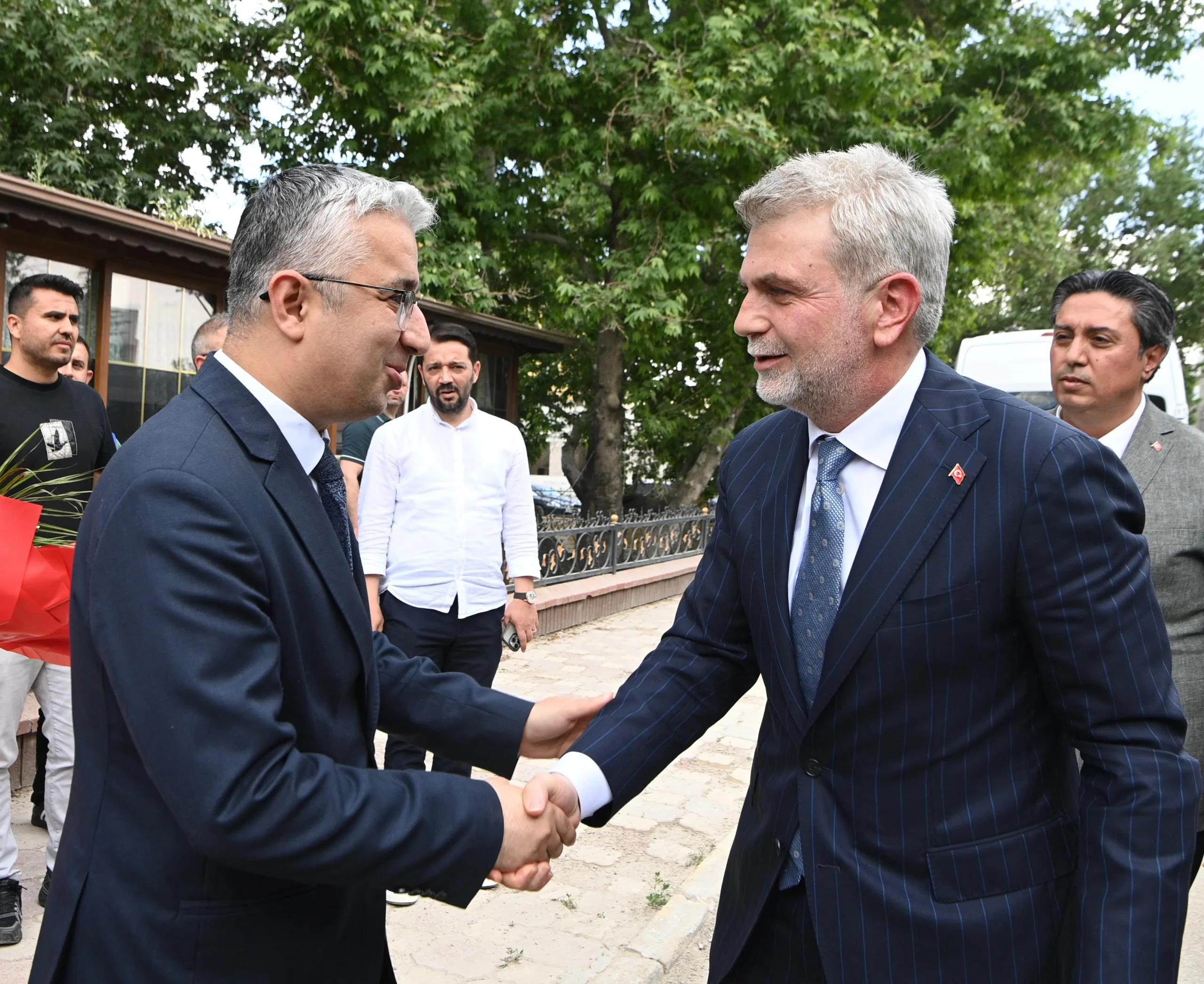 Kahramanmaraş Büyükşehir Belediye Başkanı Fırat Görgel, Elbistan Belediye Başkanı Erkan