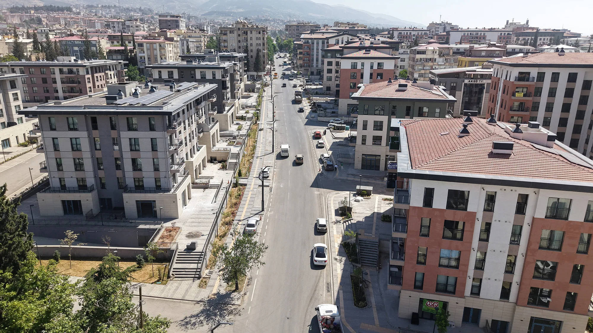 Büyükşehir, Zübeyde Hanım’da Son Kat Asfalta Geçiyor