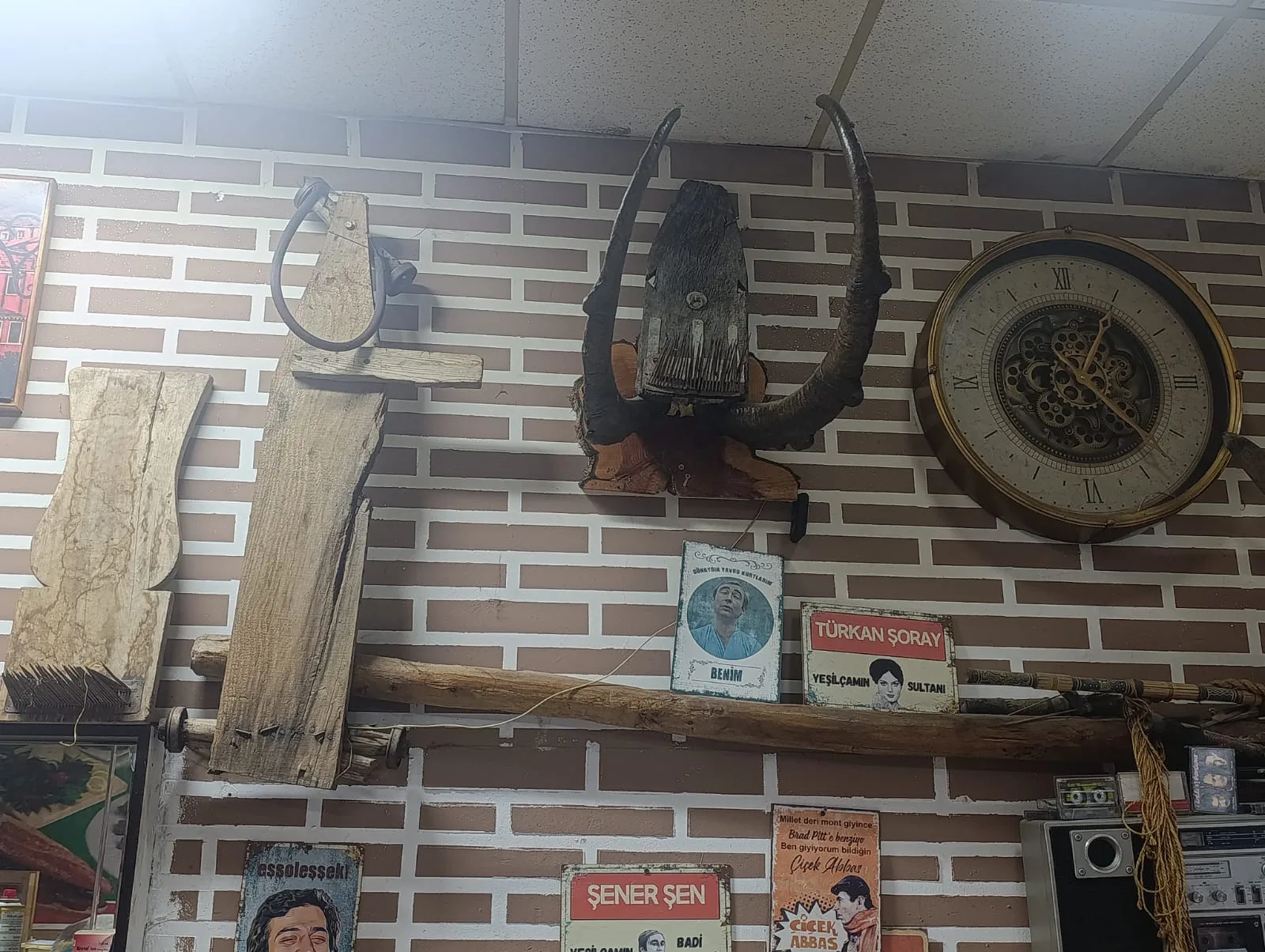 Andırın’da Bir Çay Evi Değil, Adeta Tarih Müzesi!