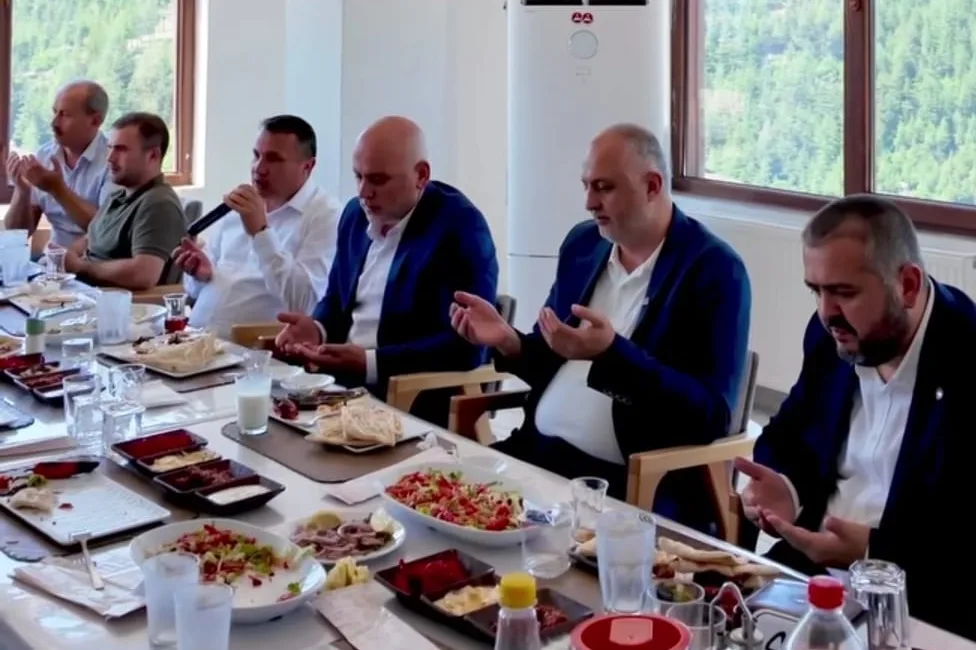 Kahramanmaraş’ın Andırın ilçesinde, manevi hayatın mimarları olan din görevlilerini bir