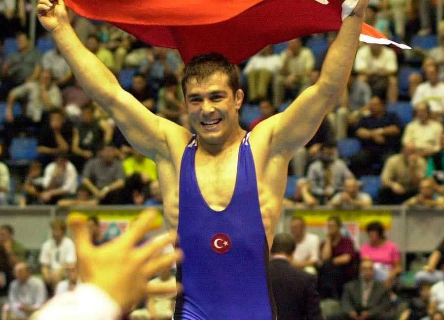 Kahramanmaraş’ın Dulkadiroğlu ilçesine bağlı Dereköy Mahallesi’nde yıllardır düzenlenen ve dünya