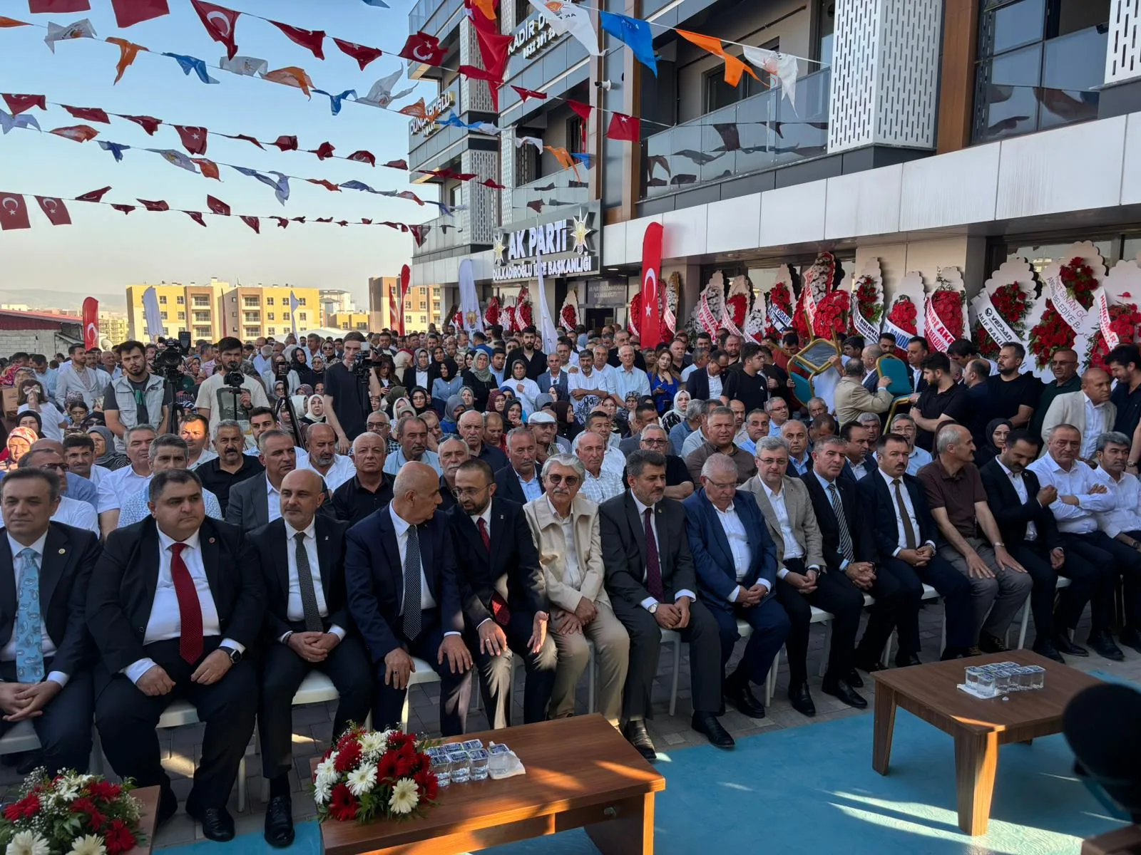 Dulkadiroğlu’nda Büyük Gün! Yeni Bina Dualarla Açıldı, Siyasiler Tek Yürek Oldu...