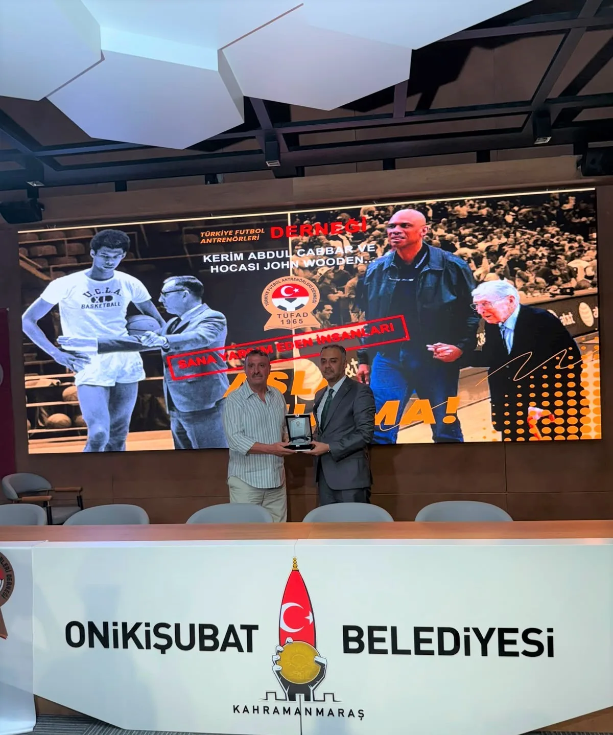 TÜFAD'dan Kahramanmaraş'a Vefa: Futbolun Efsaneleri Unutulmadı!