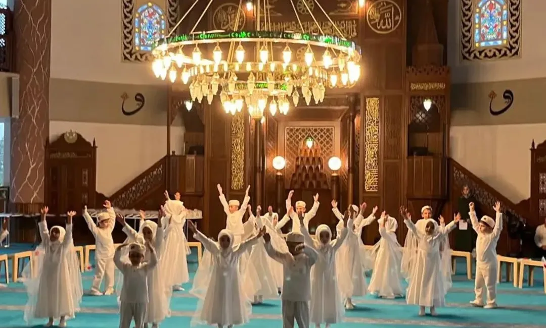 Andırın İlçe Müftülüğüne bağlı olarak faaliyet gösteren Hacı Ali-Halide Çuhadar