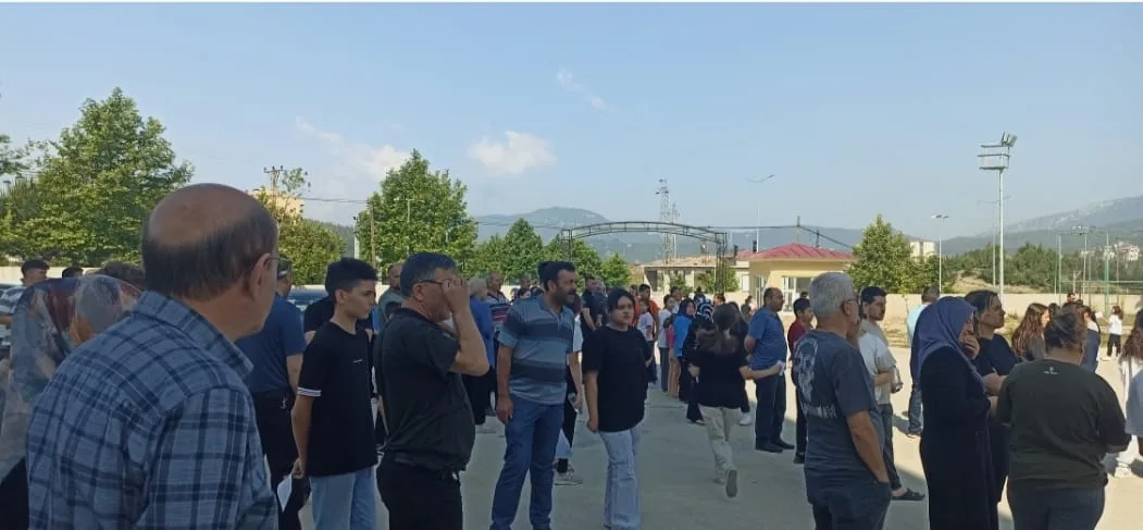 Andırın'da Lgs Heyecanı: 279 Öğrenci Geleceği İçin Ter Döktü