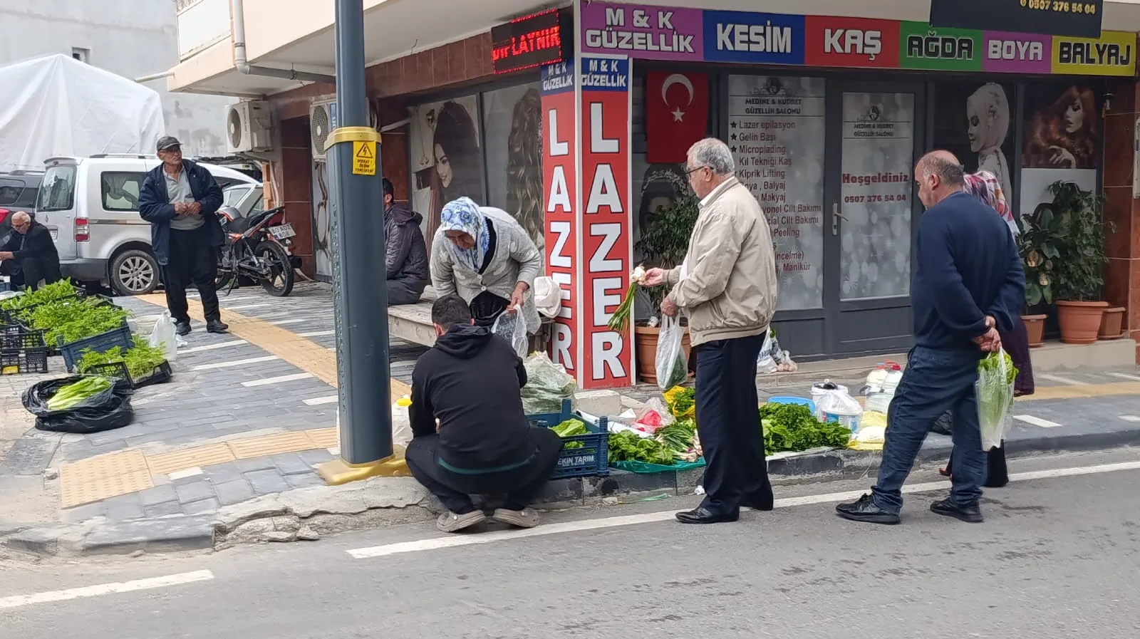 Andırın Köy Pazarı Eski Günlerini Arıyor: Yaylacılar Gecikti, Tezgahlar Buruk Kaldı