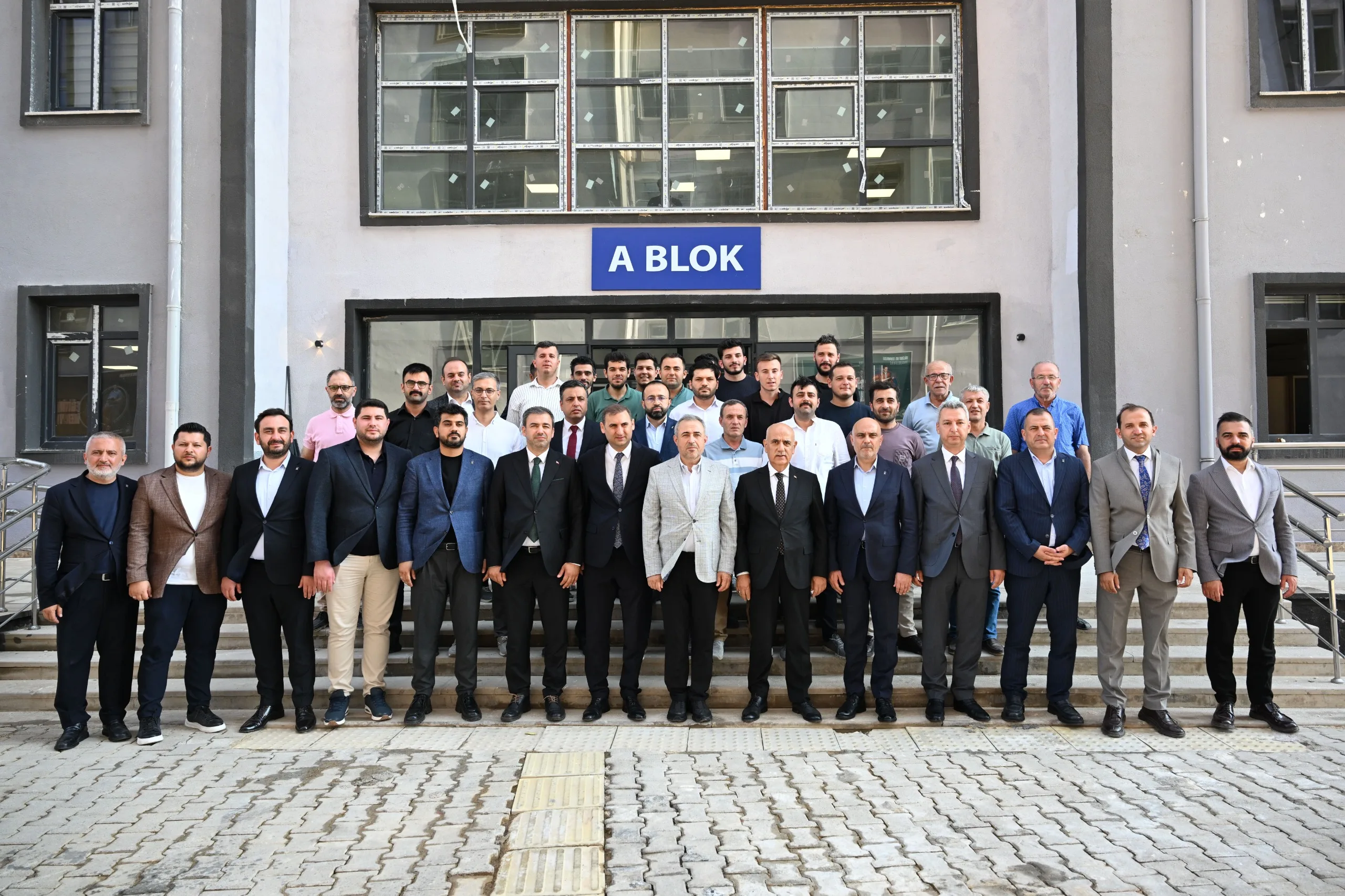 KSÜ’de Tamamlanan Yeni Öğrenci Yurtları Yerinde İncelendi