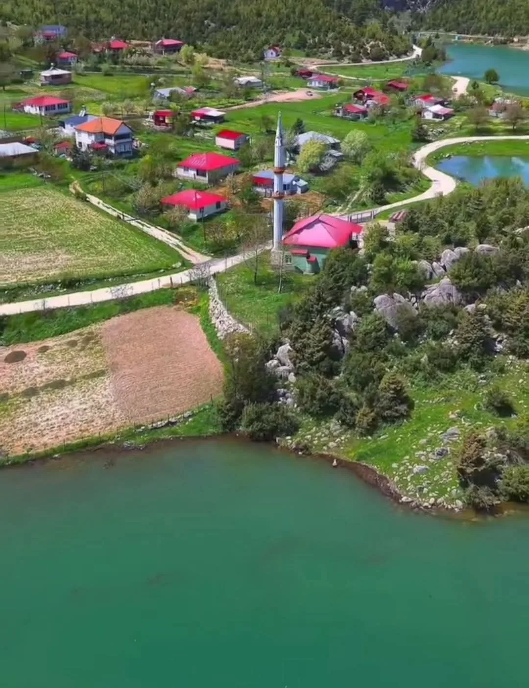Karadeniz değil, burası kahramanmaraş! Andırın’ın "yanıkdeğirmen" manzarası büyülüyor