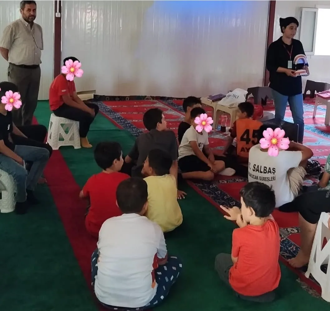 Andırın’da Kur’an Kursu Öğrencilerine Diş Taraması ve Sağlık Eğitimi Andırın’da Kur’an Kursu Öğrencilerine Diş Taraması ve Sağlık Eğitimi