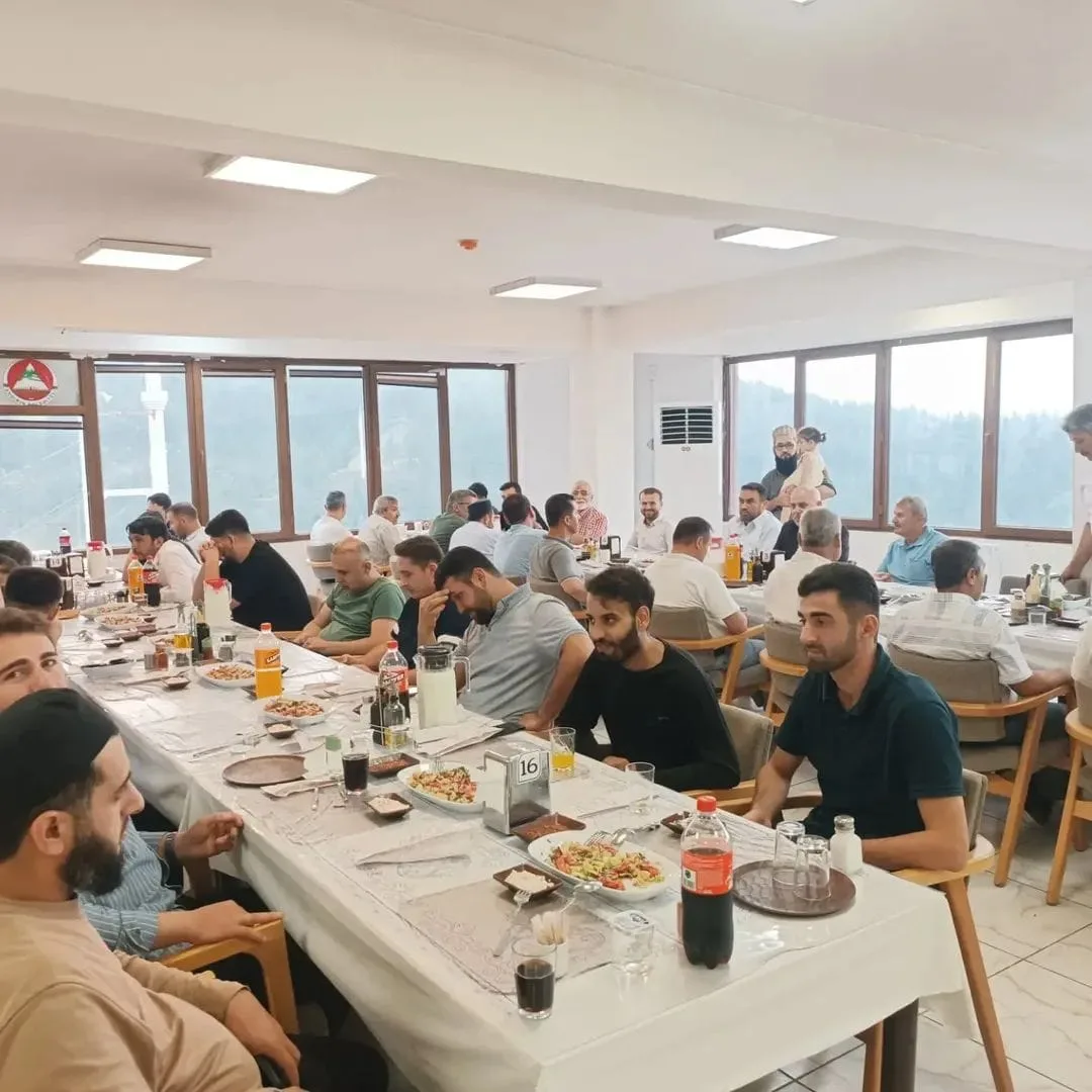Andırın Müftüsü Öndeş Onuruna Veda Yemeği Düzenlendi Andırın Müftüsü Öndeş Onuruna Veda Yemeği Düzenlendi
