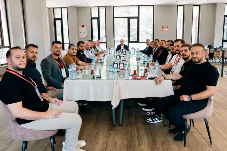 İstiklalspor’da Yeni Dönem Startı: "Hedefimiz Şampiyonluk Ruhuyla Daha Güçlü Yarınlar!"