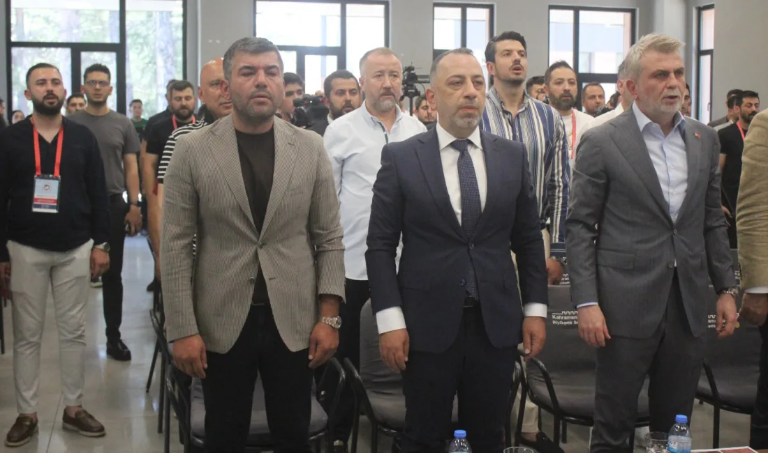 Kahramanmaraş İstiklalspor’un çiçeği burnunda başkanı Ahmet Gülpak, yeni teknik direktörü