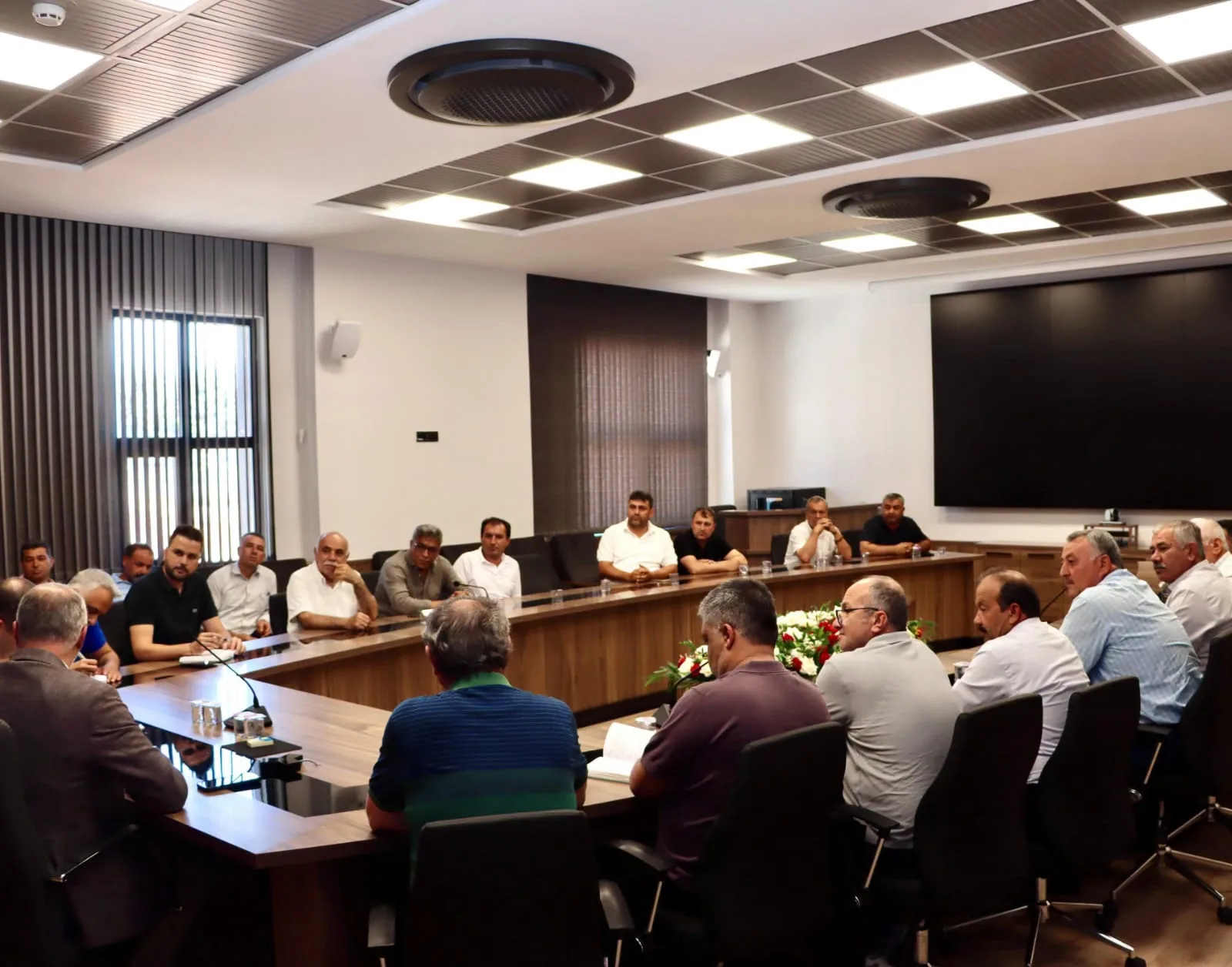 Andırın İçin Dev Çıkarma: Başkan Gökşen ve Muhtarlar DSİ Bölge Müdürü Kazım Doğru ile Masaya Oturdu!