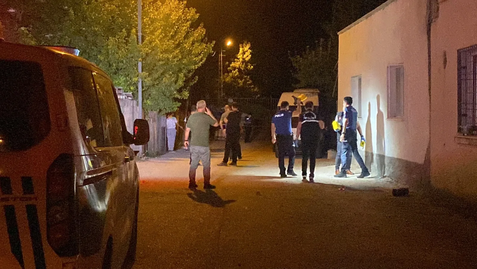 2 Grup Arasında Silahlar Konuştu: 1’i Ağır, 4 Yaralı