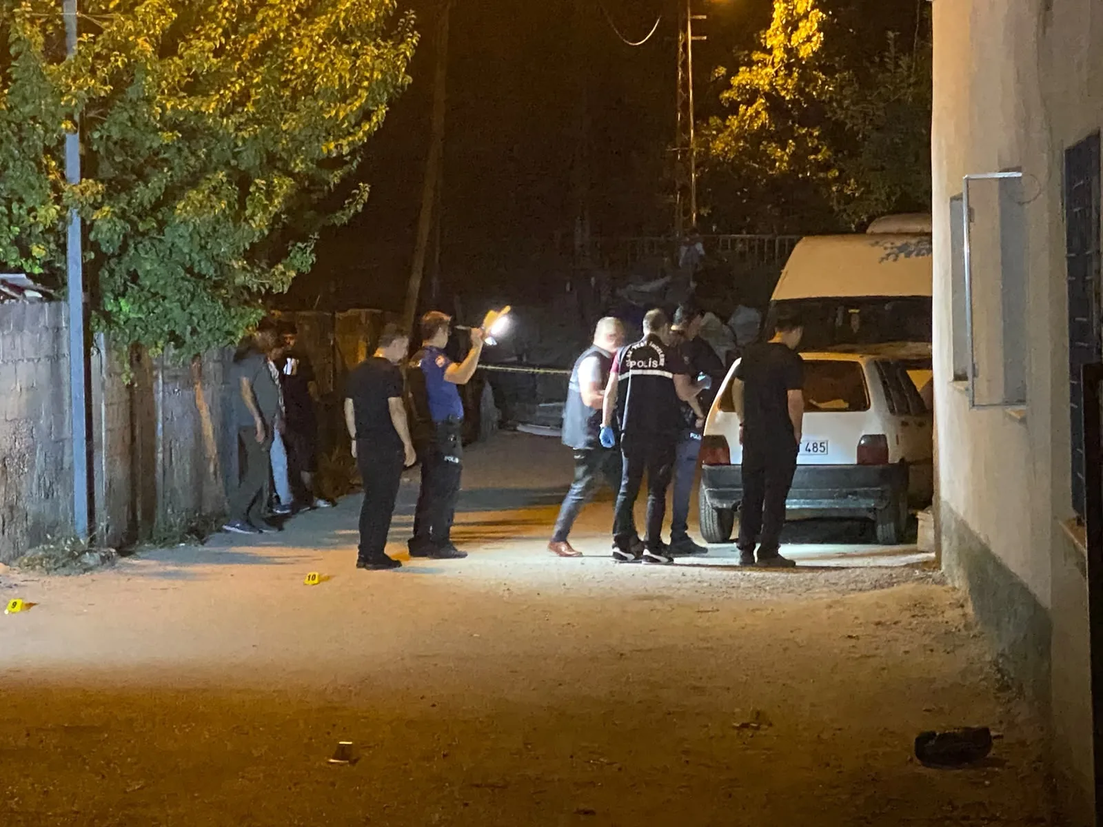 2 Grup Arasında Silahlar Konuştu: 1’i Ağır, 4 Yaralı