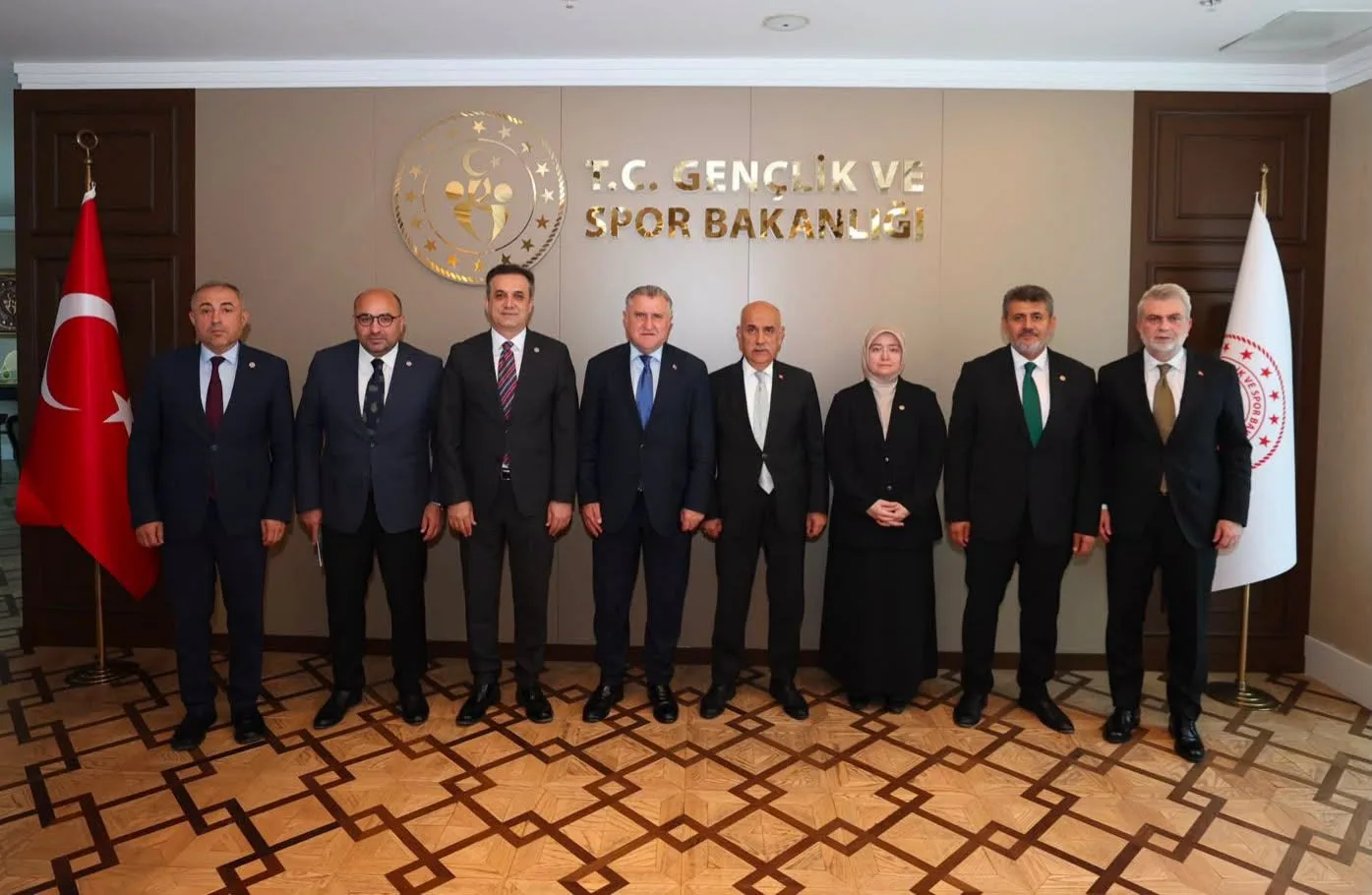 AK Parti Kahramanmaraş heyeti, Gençlik ve Spor Bakanı Osman Aşkın