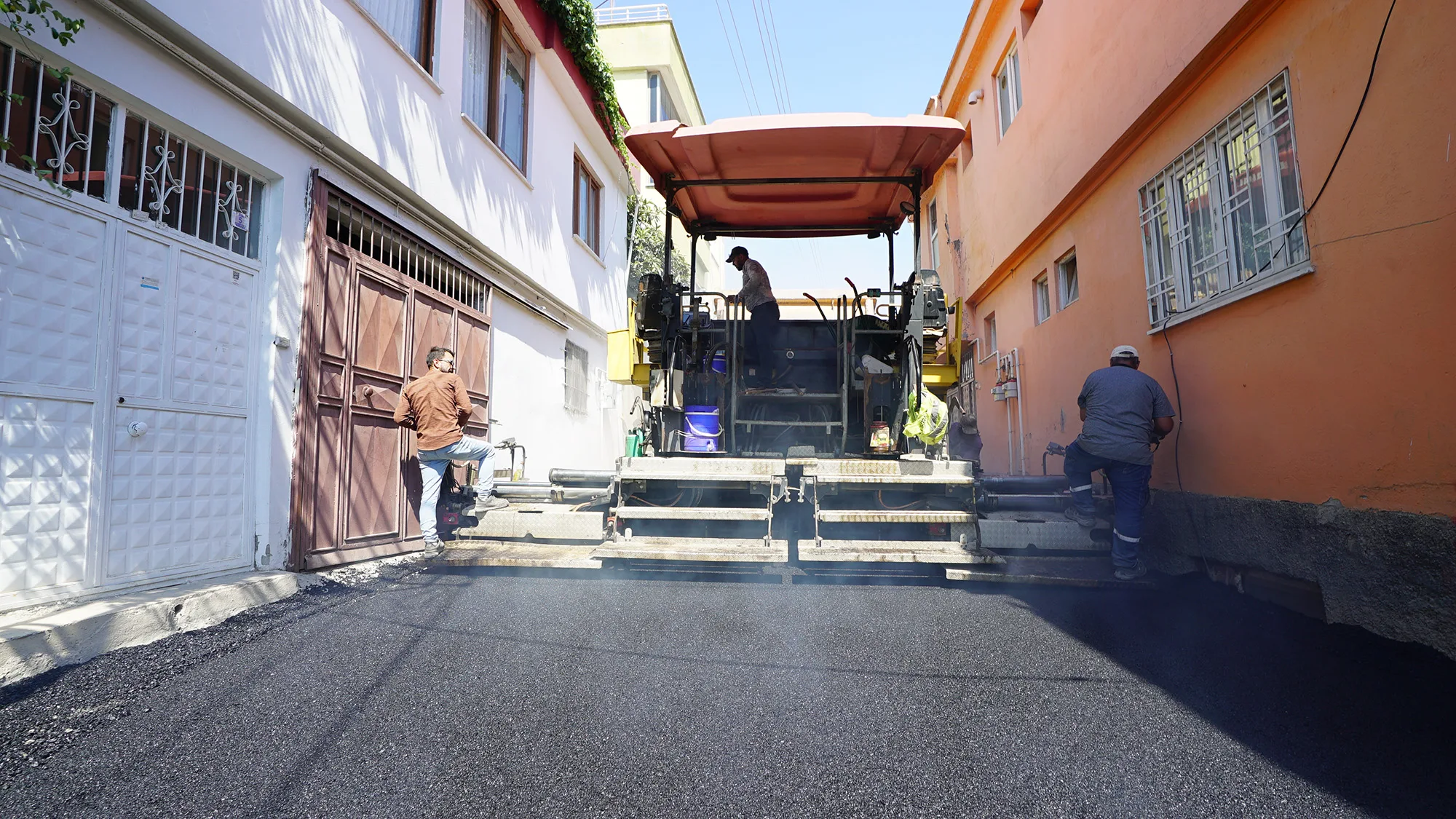 Kahramanmaraş’ta Asfalt Seferberliği Sürüyor