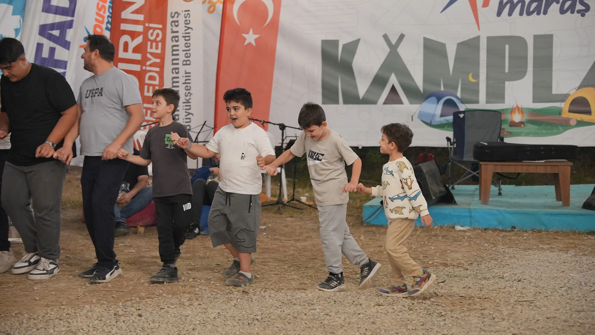 Andırın’da Unutulmaz Buluşma: Baba ve Oğullar Kamp Yaptı!