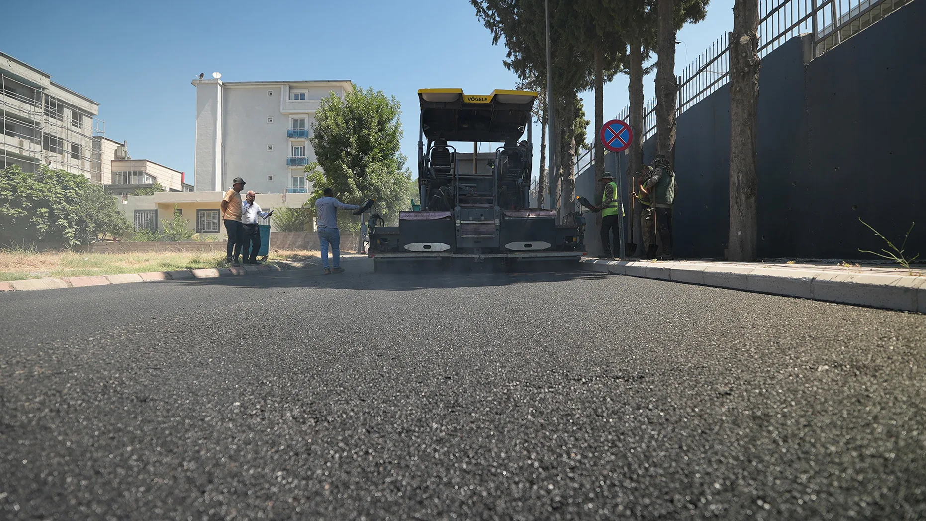 Bahçelievler’de Asfalt Mesaisi!