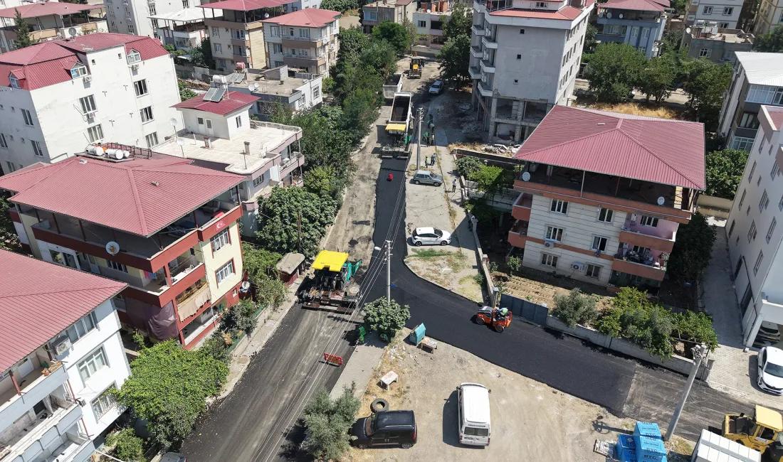 Kahramanmaraş Büyükşehir Belediyesi, şehir genelindeki ulaşım ağını güçlendirmek amacıyla yürüttüğü