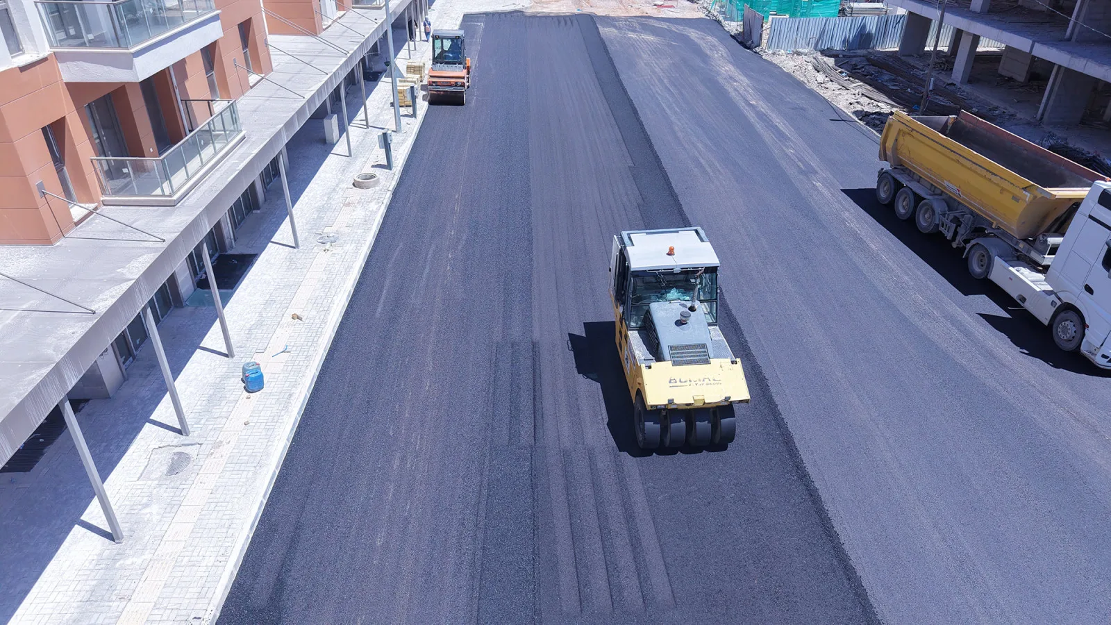 Büyükşehir Elbistan’ın Caddelerini Yeniliyor