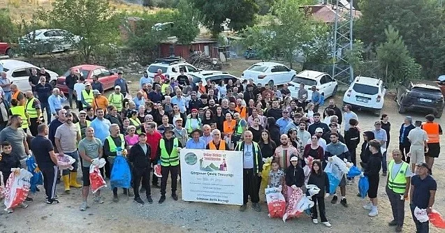Elbistan’da Güzel Manzara: Doğayı Temizliyorlar!