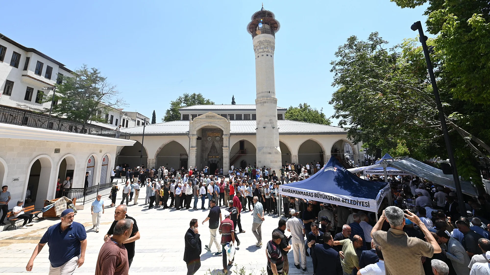Büyükşehir’den 5 Kişiye Aşure İkramı!