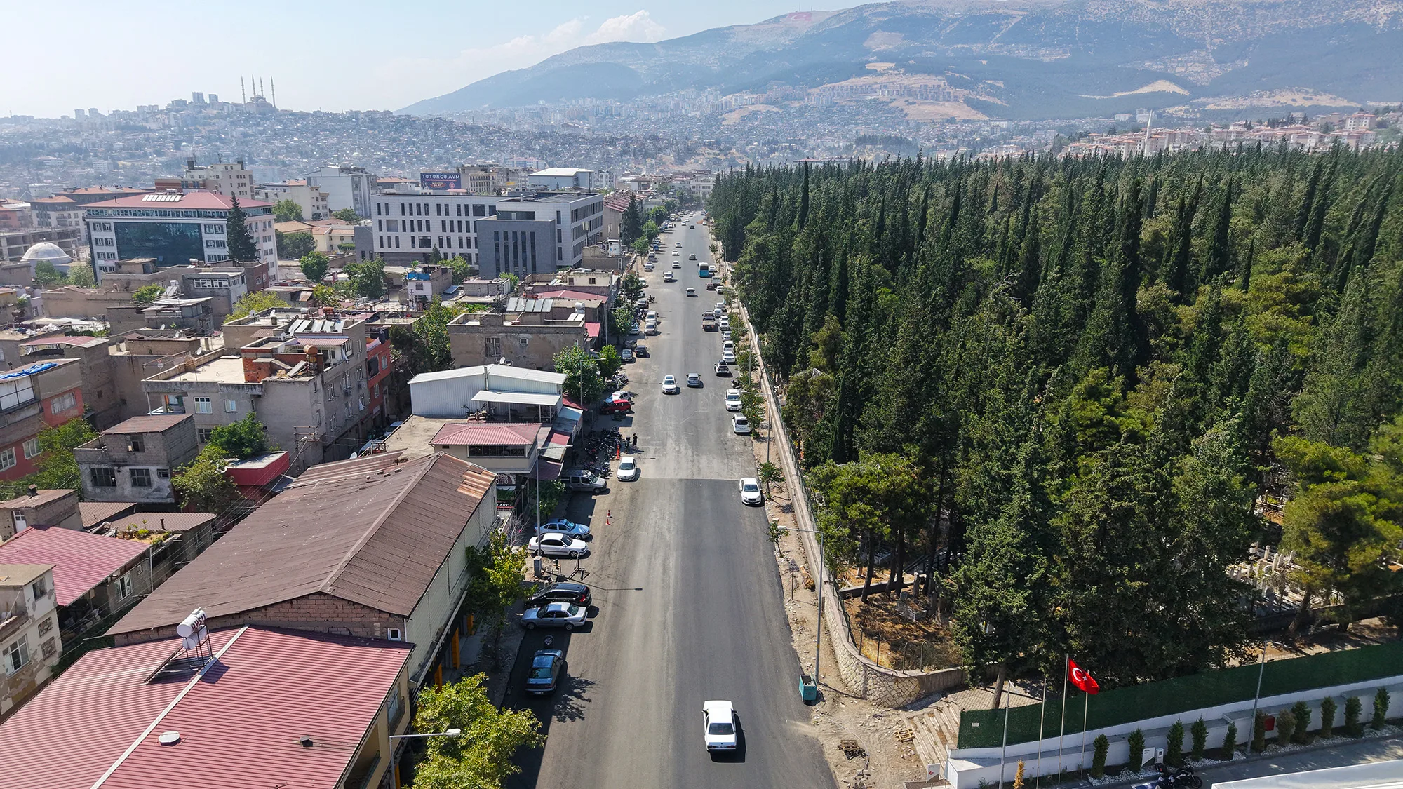 Kahramanmaraş Büyükşehir Belediyesi, şehir merkezinin en yoğun ulaşım akslarından Şeyh