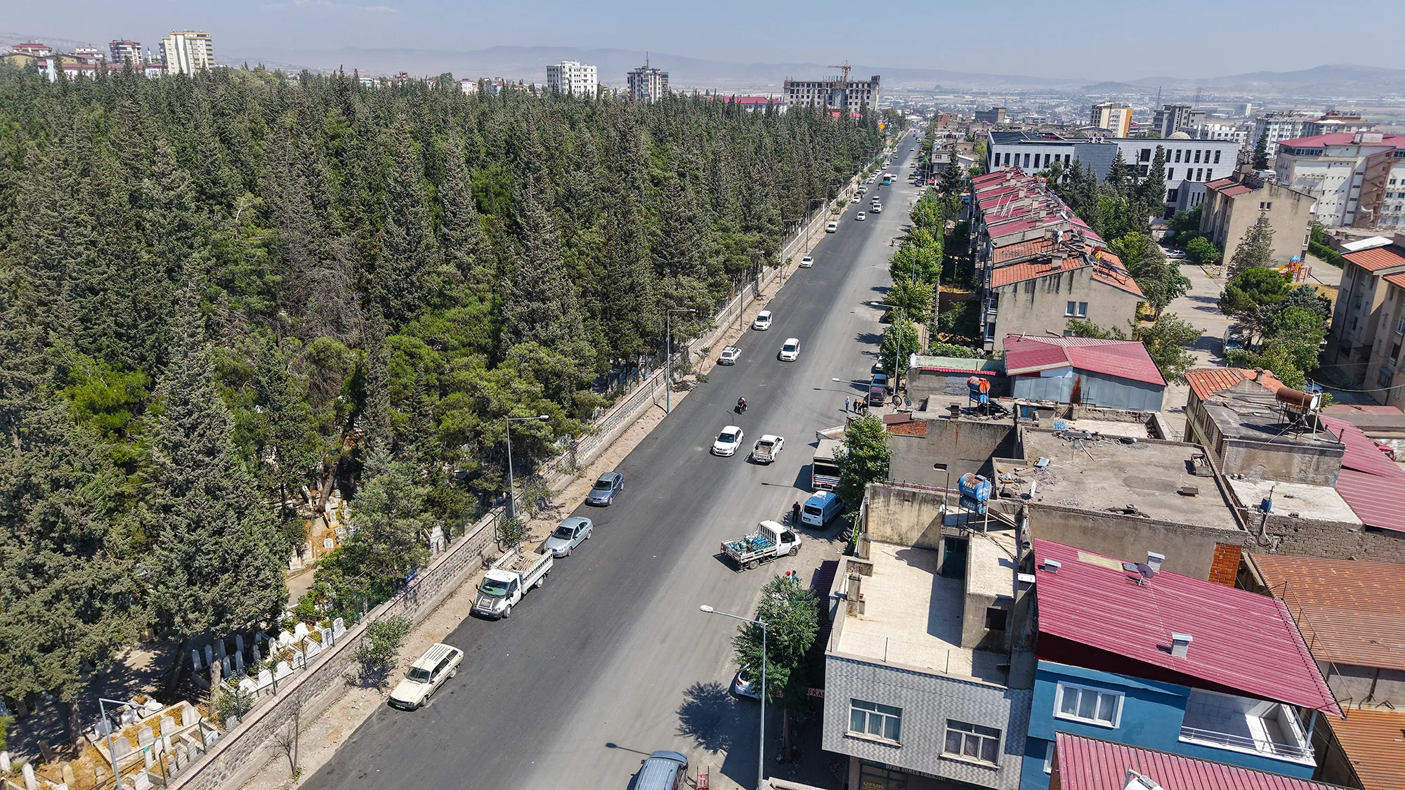 Büyükşehir 2 caddeyi daha asfaltladı! Büyükşehir 2 caddeyi daha asfaltladı!