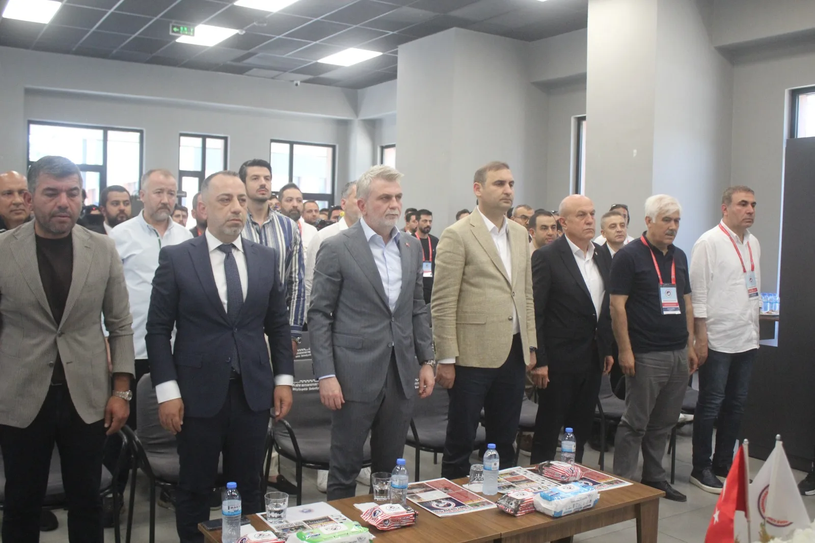 İstiklalspor'da Düğüm Çözüldü: Başkan Seçildi!