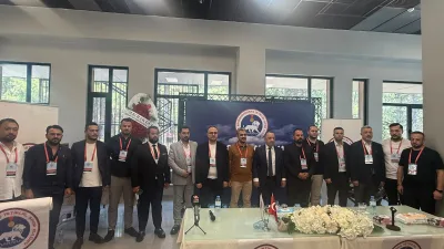 Kahramanmaraş İstiklalspor'da olağanüstü kongre gerçekleşti. Ahmet Gaffar Akarca, başkanlık bayrağını