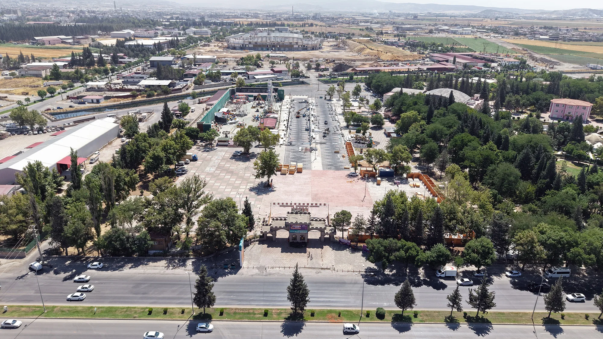 Kahramanmaraş Ağustos Fuarı’na Hazırlanıyor Kahramanmaraş Ağustos Fuarı’na Hazırlanıyor
